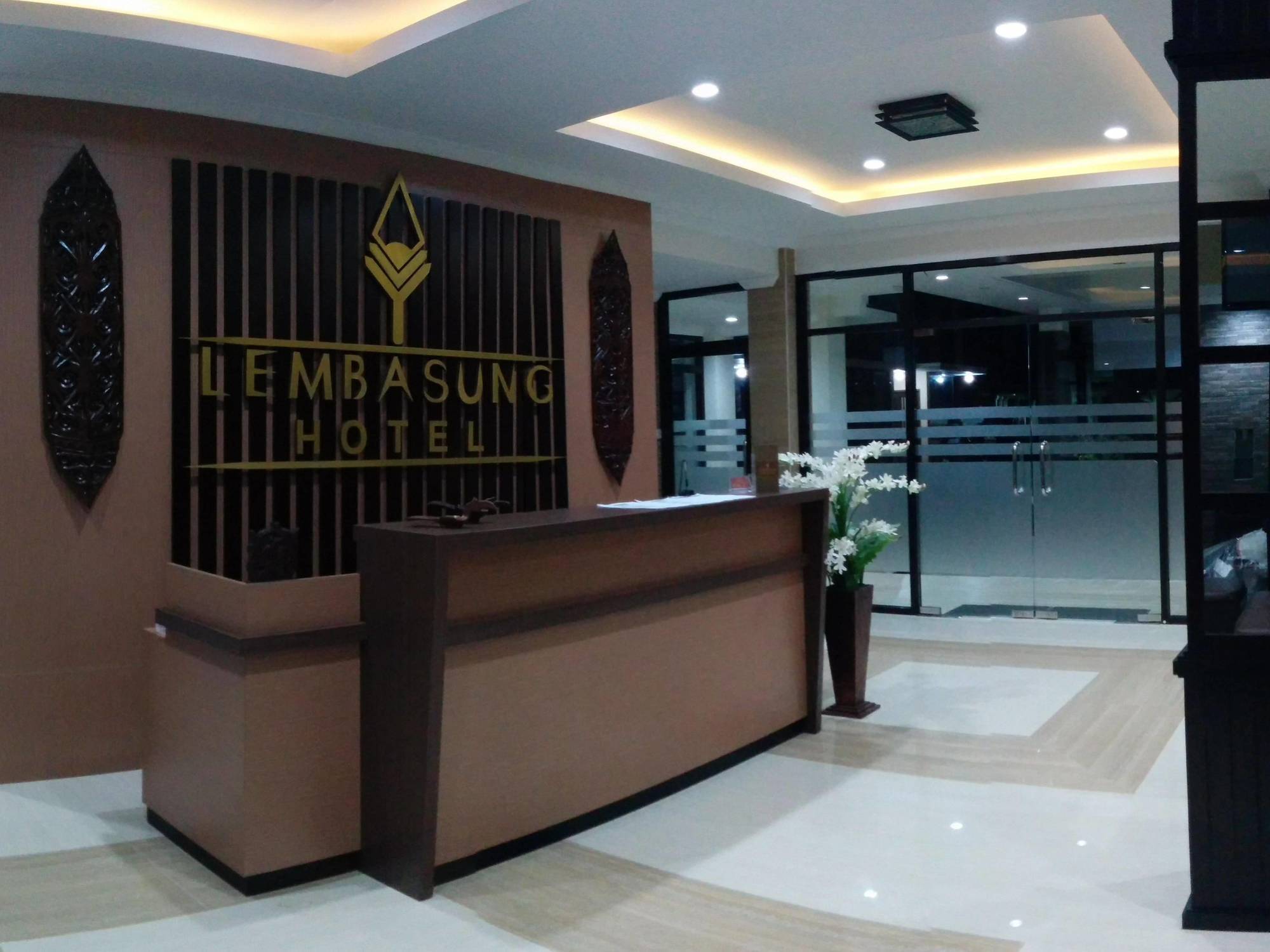 Lembasung Boutique Syariah Hotel Tarakan Exterior foto